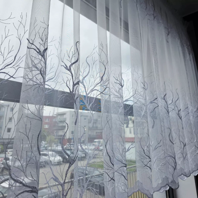 Firana gotowa ze wzorem 350x130cm DRZEWKO (limitowana) - Krótka, Wzór, do parapetu